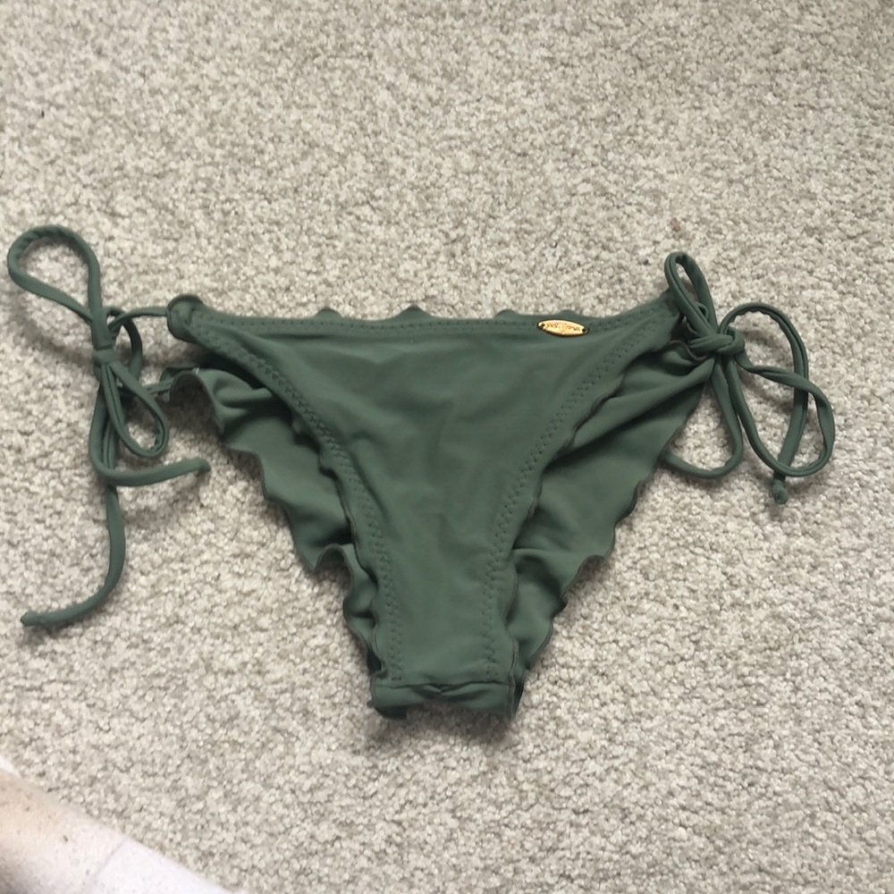 bikini bottom